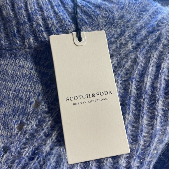 Scotch & Soda - Loose Fit Crew Neck Pull-Over - Picture 9 of 11